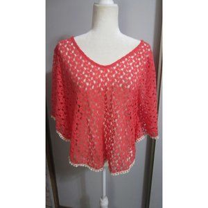 Lavish Medium Crochet Casual Batwing Poncho Top